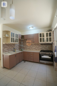 2-story house with 4 bedrooms image 8