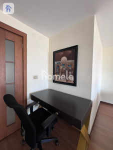 Modern apartment with park view Image 3