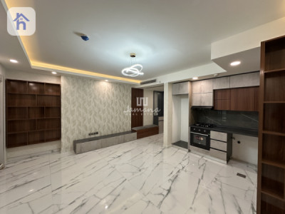 Modern 1 Bedroom Apartment in Sky Towers image 2