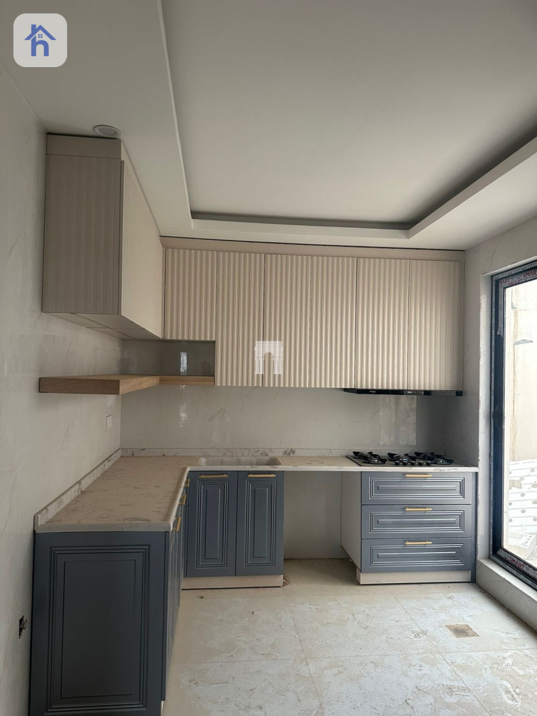 منزل حديث بـ4 غرف نوم للإيجار صورة 2