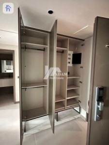 Luxurious Apartment in Cavalli Tower Resim 3