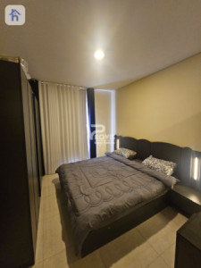 Modern Apartment image 6