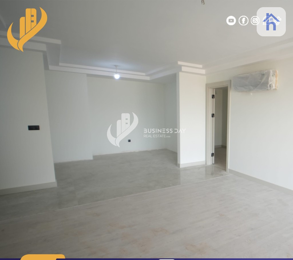 شقة أنيقة بأربع غرف نوم في برج رامي