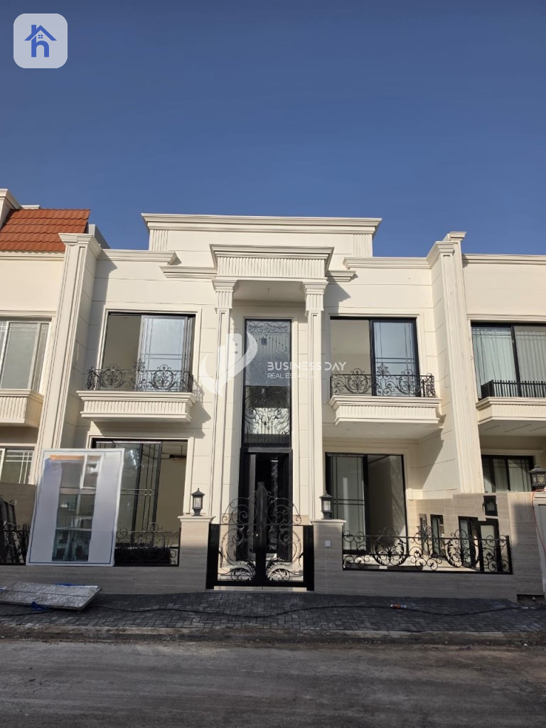 Spacious House in Hiwa City
