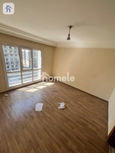 Spacious Apartment in Empire Royal Image 8