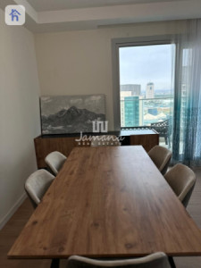 Modern Apartment in Empire Wings Image 5