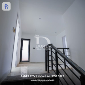 Spacious house with multiple rooms Resim 13