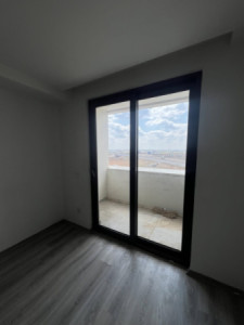 Modern Apartment in Life Towers Image 4