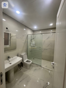 Spacious House For Rent image 19