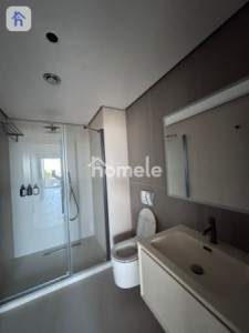 Sleek Design Offering Comfort and Style Resim 3