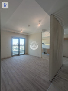 Elegant 2-Bedroom Apartment in Empire Square Resim 6