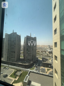 Furnished Apartment with Stunning City View Image 7