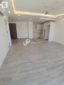 Modern Apartment image 2