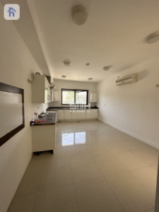 Spacious House in Dream City image 12