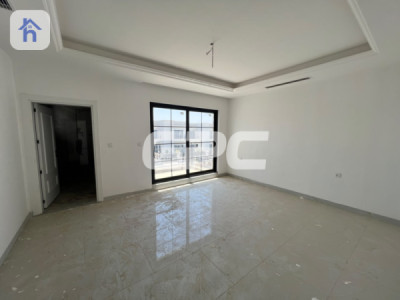 Corner House Image 14