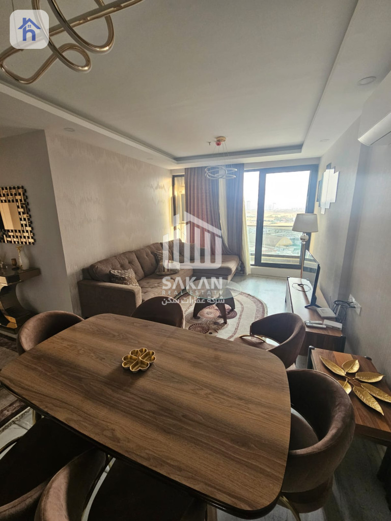 Elegant Apartment in Prime Location — 1