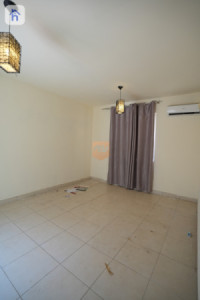 2-story house with 4 bedrooms image 9