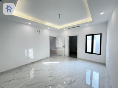 Modern 4-Bedroom Apartment in Aram Village 2 Image 12