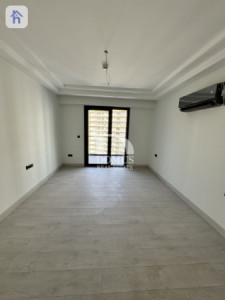 Modern Apartment with Spacious Layout Resim 7