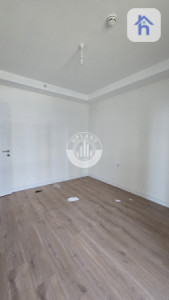 شقة أنيقة مع صالة واسعة صورة 6