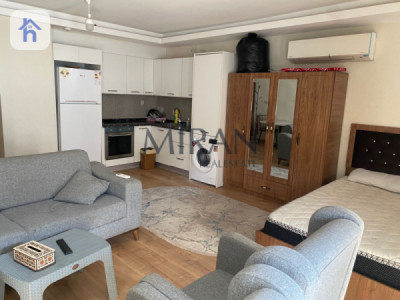 Studio Apartment in Star Towers image 1