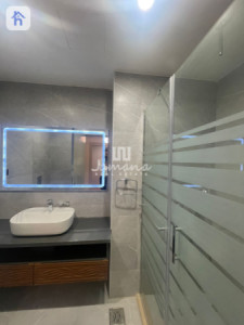 Luxury 2BR Apartment in Prime Location Image 14