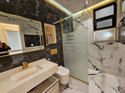 خانووی VIP image 18
