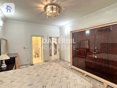 Modern Villa with Spacious Layout Image 15