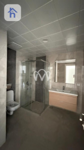 Spacious 2 Bedroom Apartment in Empire Square Resim 6