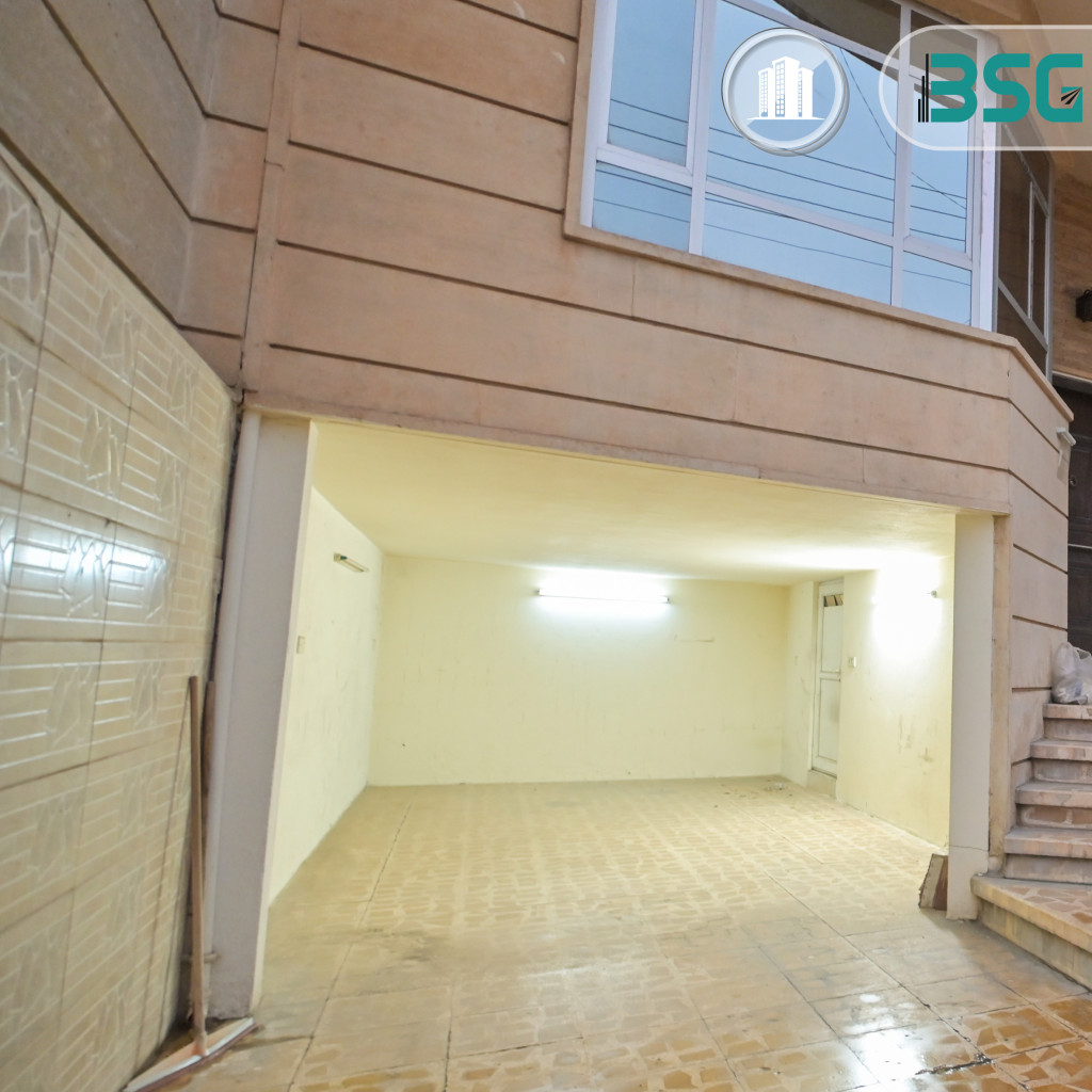 House for rent in Bakhtiari Resim 2