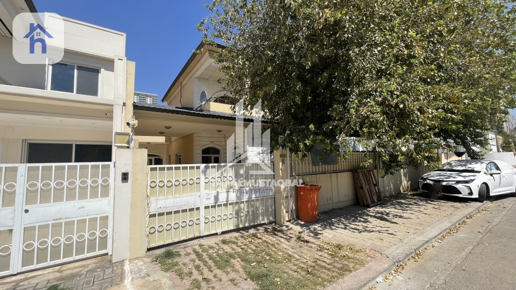 Spacious house in Italian Village 1