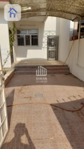 Spacious Family Home with 4 Bedrooms Image 4