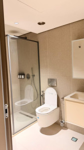 One Bedroom Apartment in Cavalli Tower Resim 7