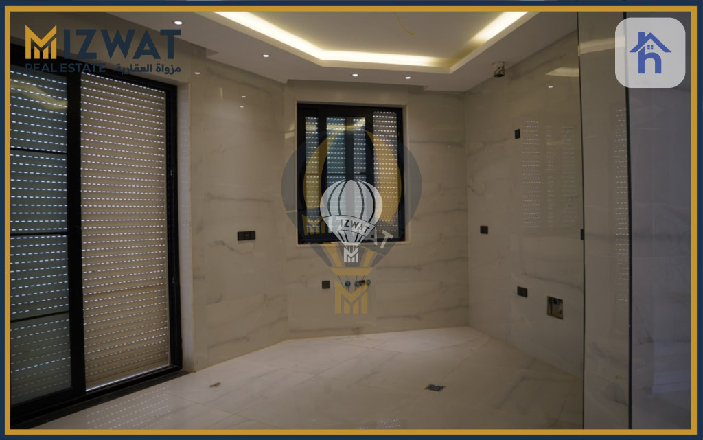 خانوویەکی مۆدێرن بە 5 ژووری نوستن وێنە 2