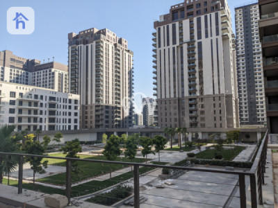 شقة مطلة علی الحديقة image 5