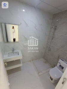 Spacious 2 Bedroom Apartment Image 14