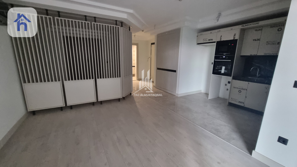 Modern Apartment in Rami Towers