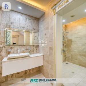 Villa for sale Opposite Garden in American Village Resim 20