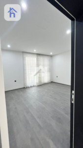 Modern House with 4 Bedrooms Image 15