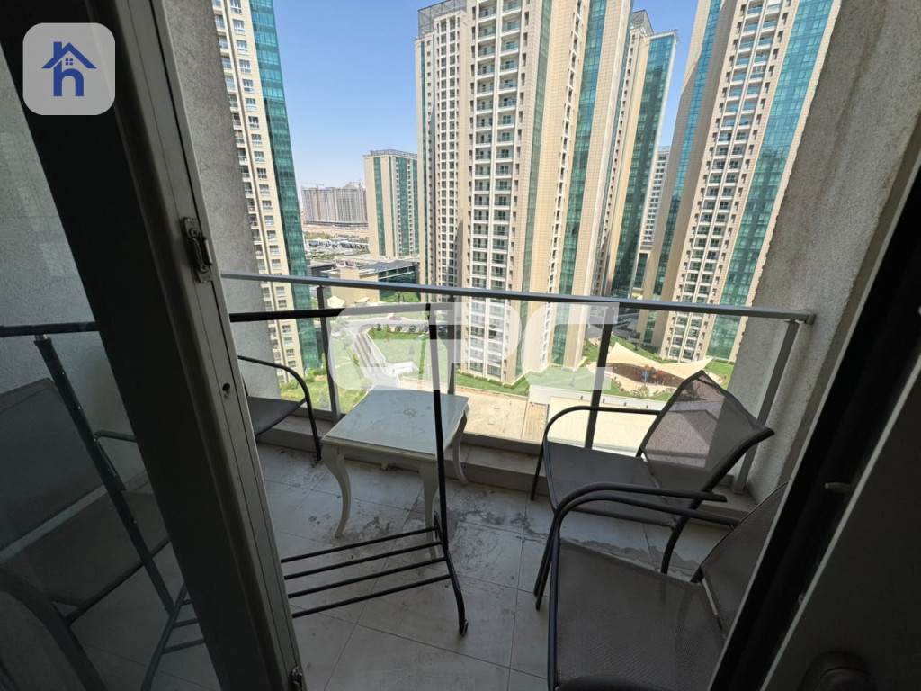 Spacious Furnished Apartment in Empire Wings Image 19