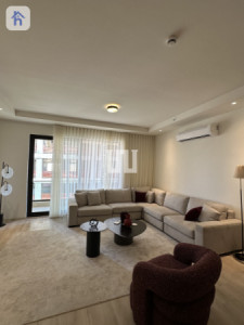 Stylish 2-Bedroom Apartment in DC Towers image 6