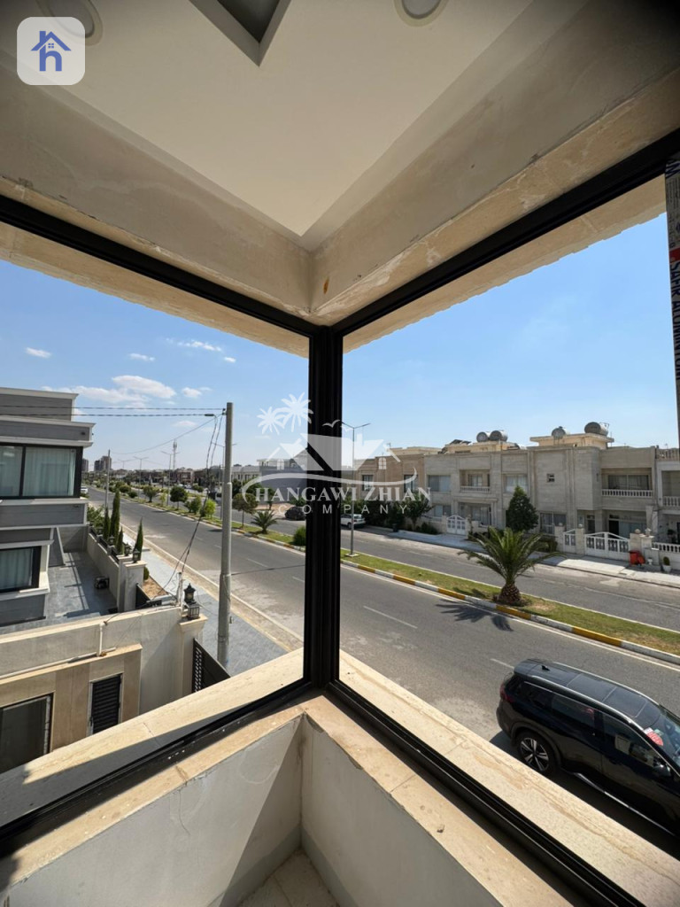 Charming Villa for Sale Image 12