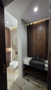 Modern 6-Bedroom Home in Erbil image 10