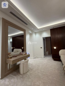 Luxury House image 17