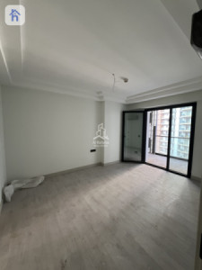 Modern 1 Bedroom Apartment in Rami Towers image 6
