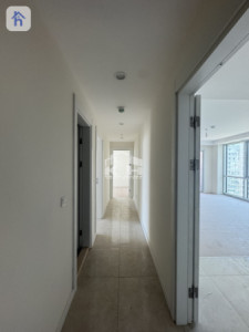 Elegant 2-Bedroom Apartment with Great Views Image 10