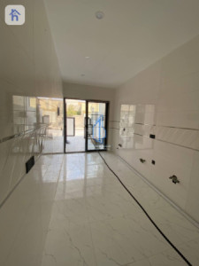 Cozy 4 Bedroom Family Home in Mahabad Image 6