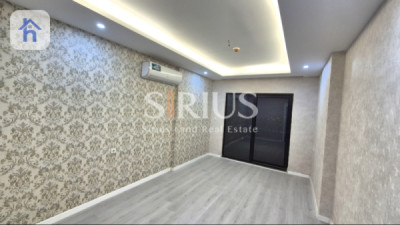 Cozy 1-Bedroom Apartment in Queen Tower image 2