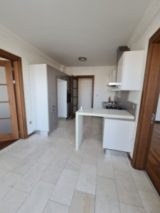 Elegant 3-Bedroom Apartment for Rent Resim 10