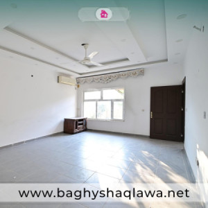 Spacious 4-Bedroom House for Rent image 5